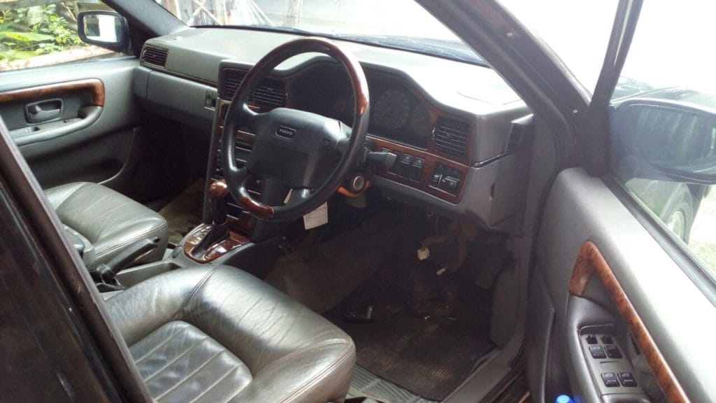 Ahli kunci Pondok Indah